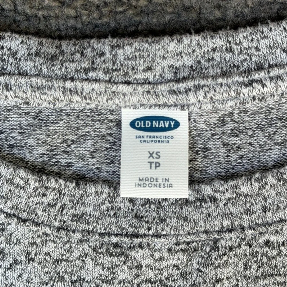 Old Navy Womens Gray Marled Knit Long Sleeve Pocket Top High-Low Hem XS
